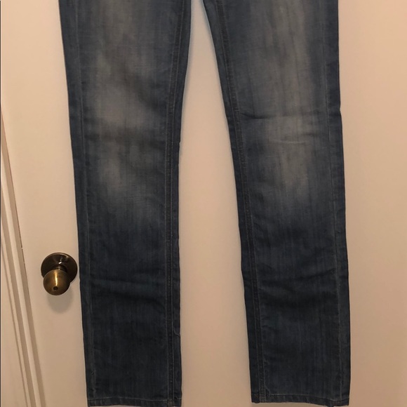 Wide leg, light denim by Hippie perfect jeans! - Picture 4 of 5